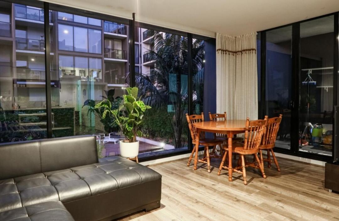 شقة Easy Living One Bedder Gem ملبورن المظهر الخارجي الصورة